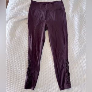 Lululemon Tied To It 7/8 Tight 25" Black Cherry Size 10